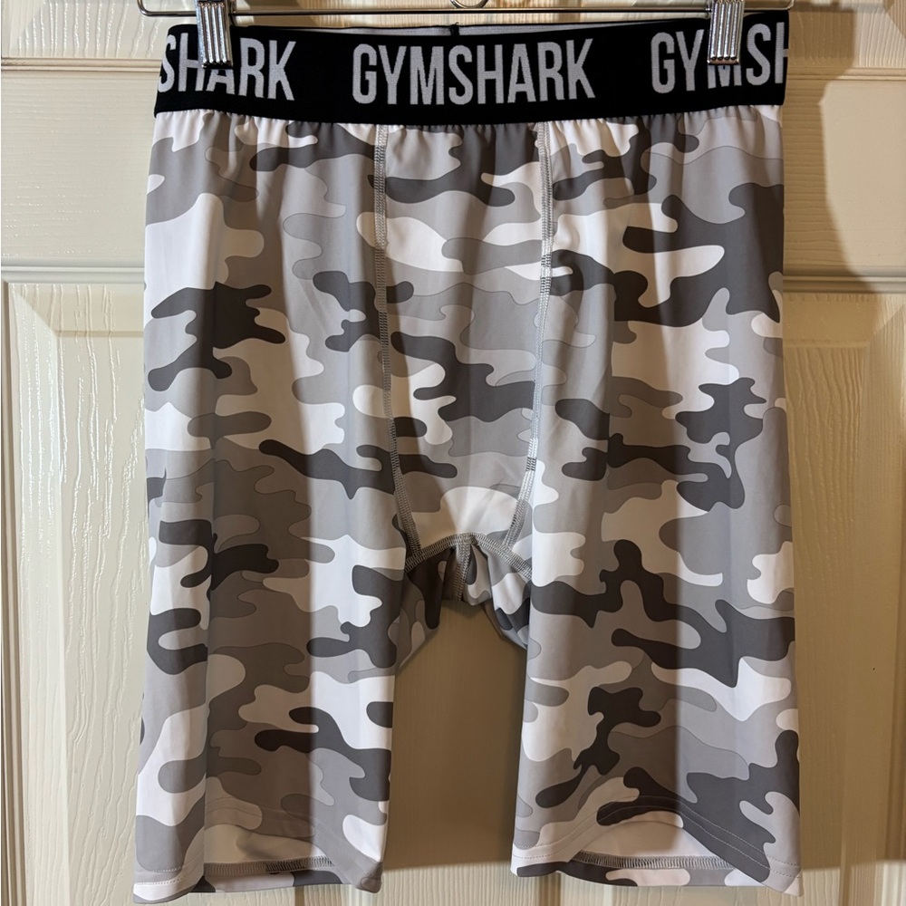Gymshark Kids Camo Shorts - Black and Gray